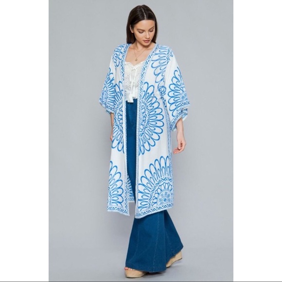 Flying Tomato Medallion Print Kimono Duster - Picture 3 of 5